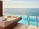 Enorme Santanna Island Hotel