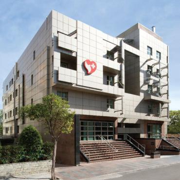 Paleo Faliro Clinic